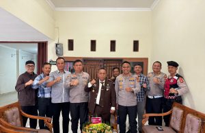 Kapolres OKI Beri Kejutan Ucapan Selamat HUT Kejaksaan RI ke-80 tahun