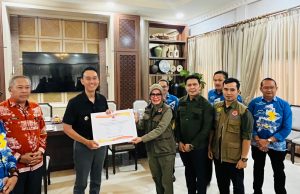 Bupati OKI Terima Bantuan Darurat Banjir Senilai Rp395,4 Juta dari BNPB RI