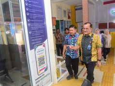 Sekda Sumsel Edward Candra Pastikan Layanan Tetap Optimal, Sidak Dinas PMPTSP di Hari Pertama WFH