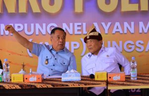 Wagub Sumsel Cik Ujang Dampingi Menko Polkam Tinjau Kampung Nelayan Merah Putih Sungsang, Dorong Penguatan Infrastruktur Nelayan