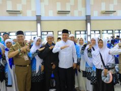 Wagub Cik Ujang Sambut Kepulangan 443 Jemaah Haji Kloter Pertama Embarkasi Palembang