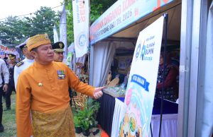 Herman Deru Buka Pameran Dagang Lokal OKU, Borong Produk UMKM dan Puji Kualitas Air Minum Tirta Raja