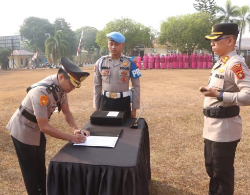 Polres Banyuasin Gelar Sertijab Sejumlah Pejabat, Kapolres Banyuasin Tekankan Profesionalitas dan Pengabdian