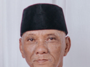 TEOLOGI AYAM PAK MAJID (Mengenang Kiai Abdul Majid, Guru yang Mengajari Kami Berbaik Sangka)